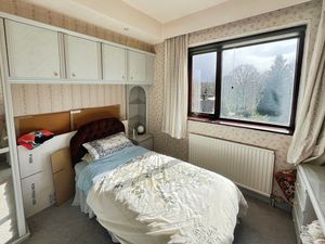 Bedroom- click for photo gallery